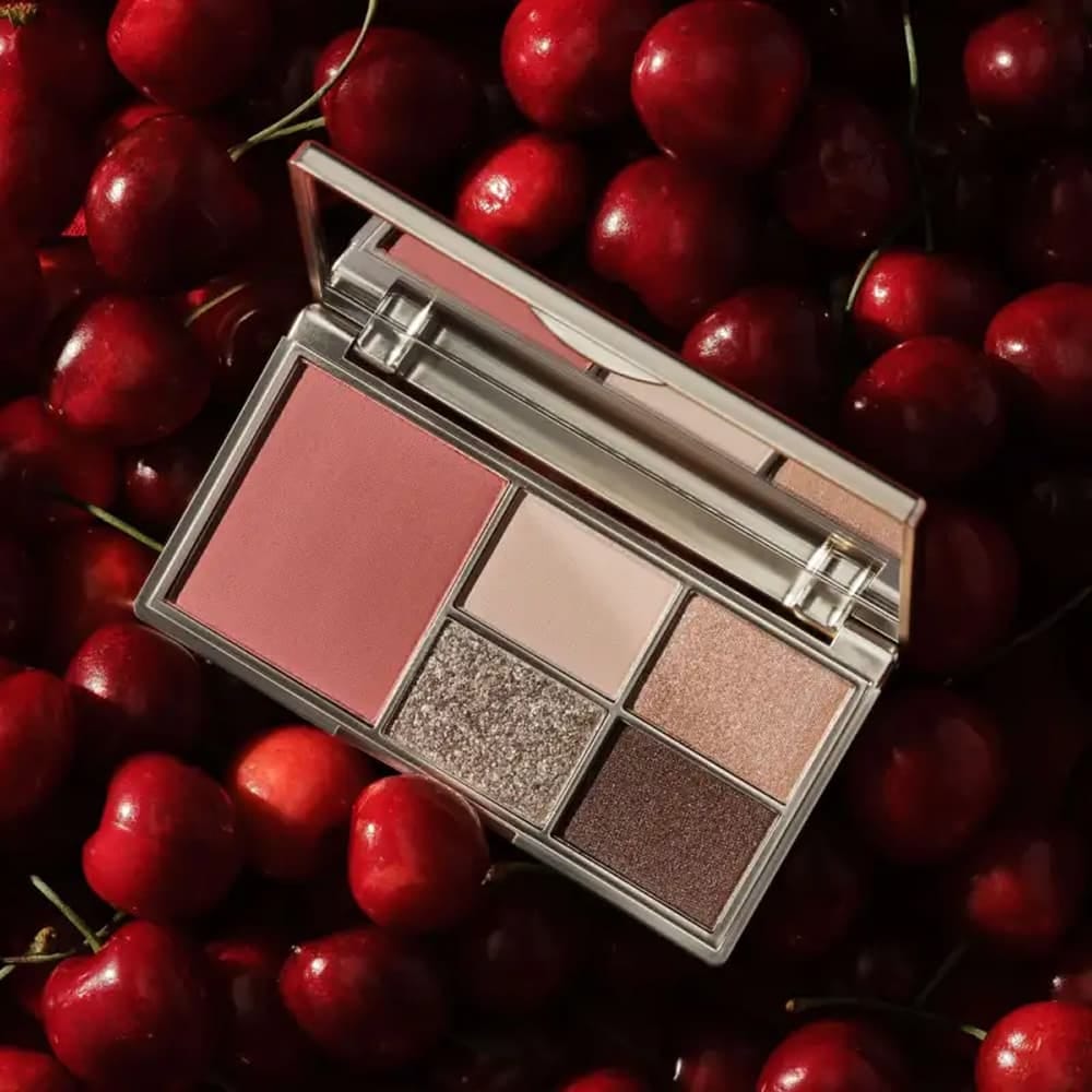Палетка для макияжа Illusion Palette For Cheeks & Eyes, 4,5 г.+4х1.5 г. - фото 2