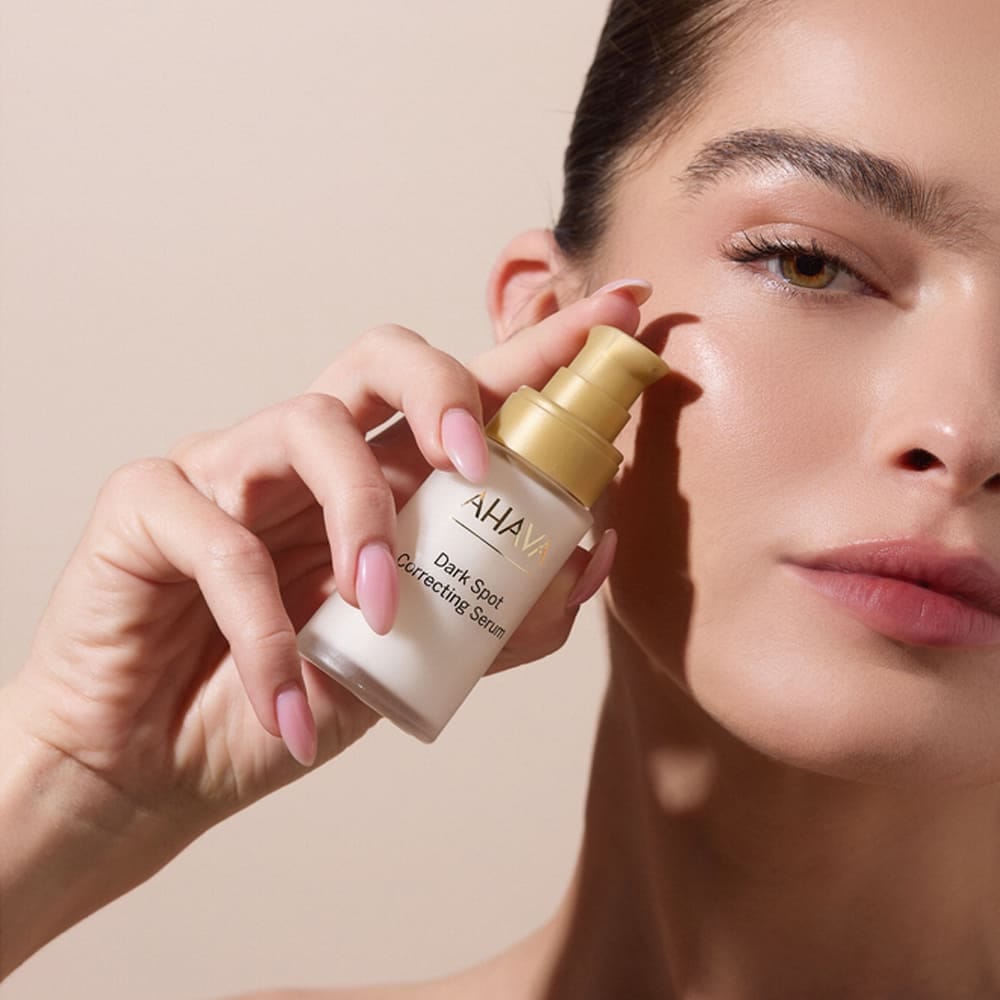 Сыворотка для лица и шеи, корректирующая пигментные пятна Dark Spot Correcting Serum, 30 мл - фото 4