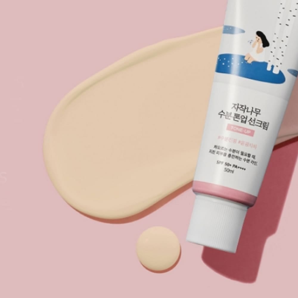 Увлажняющий, выравнивающий тон солнцезащитный крем для лица SPF 50+ PA++++ Birch Juice Moisturizing Tone-Up Sunscreen, 50 мл - фото 3