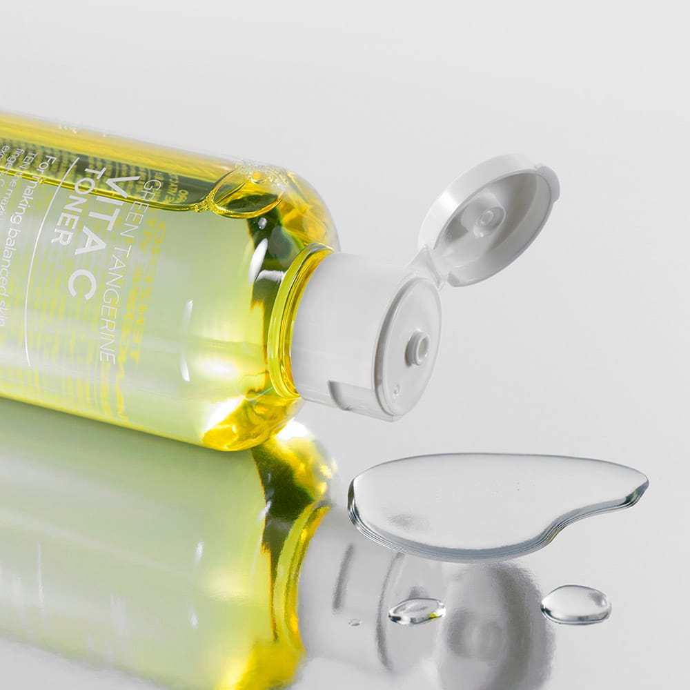 Освежающий, увлажняющий тонер для сияния кожи лица Tenzero Green Tangerine Vita C Toner, 300 мл - фото 2