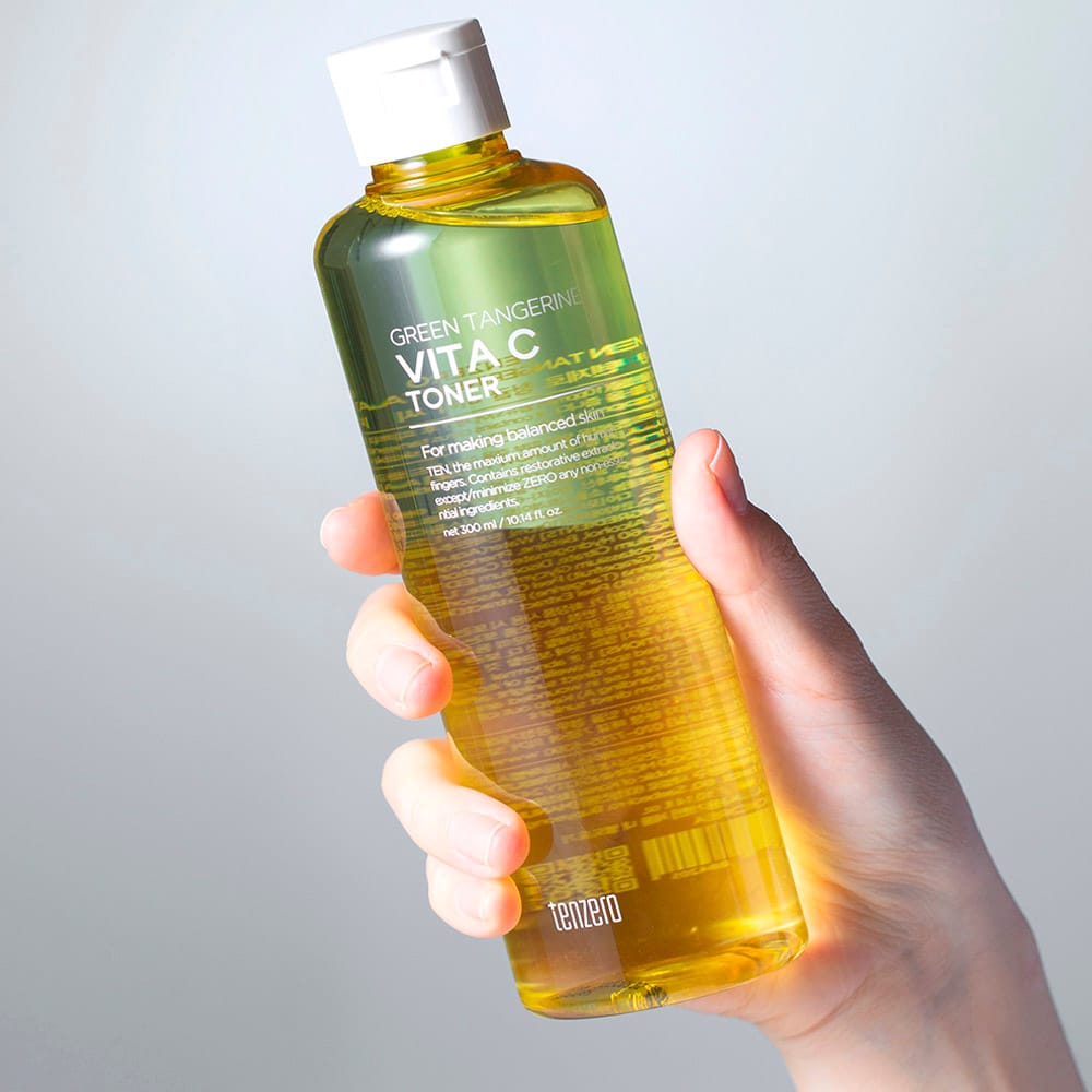 Освежающий, увлажняющий тонер для сияния кожи лица Tenzero Green Tangerine Vita C Toner, 300 мл - фото 3