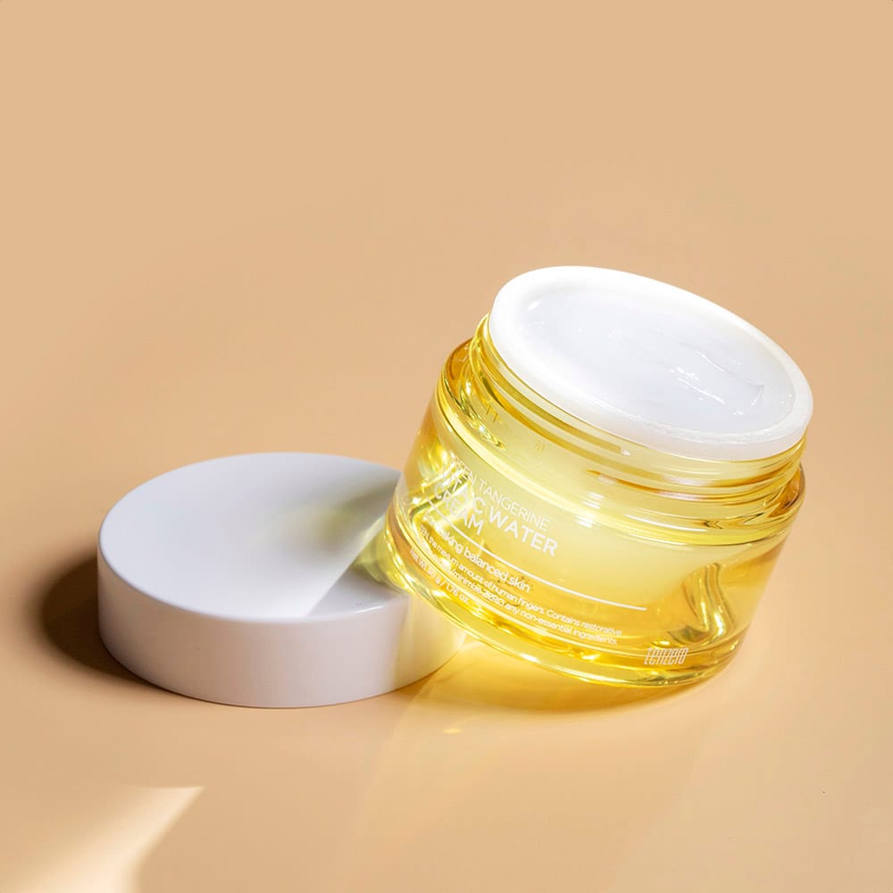 Освежающий, увлажняющий крем для сияния кожи лица Tenzero Green Tangerine Vita C Water Cream, 50 г - фото 4