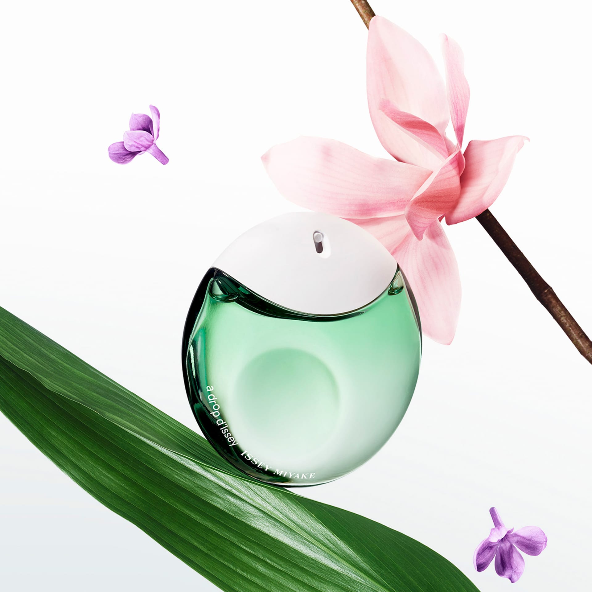 Парфюмерная вода A Drop D'issey Essentielle - фото 3