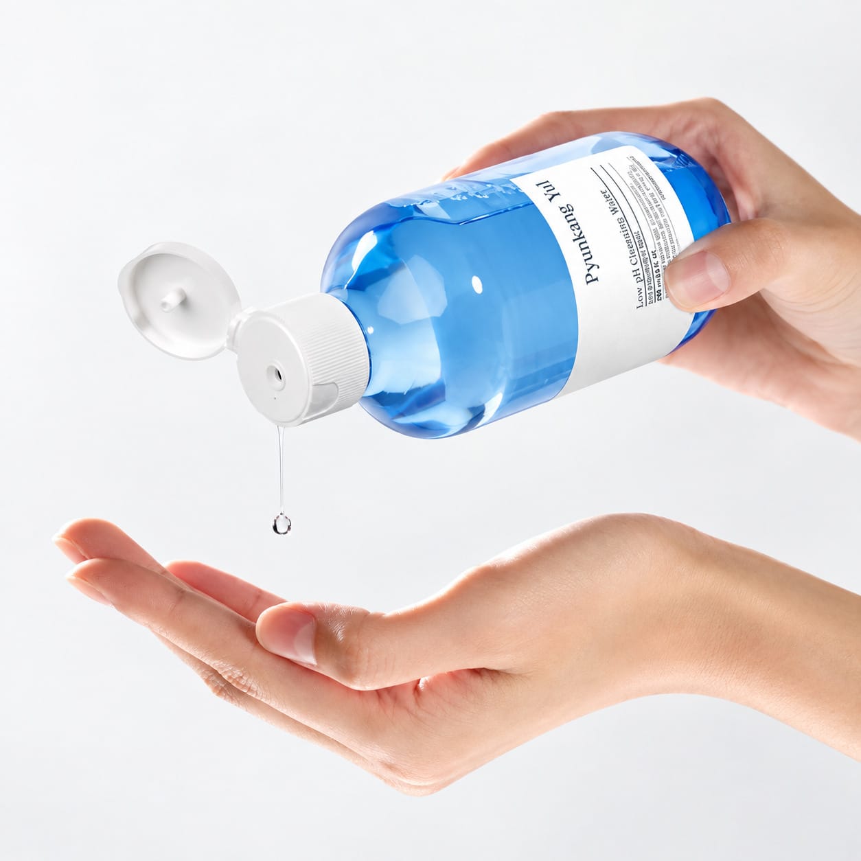 Деликатная очищающая мицеллярная вода для снятия макияжа Low pH Cleansing Water, 290 мл - фото 2