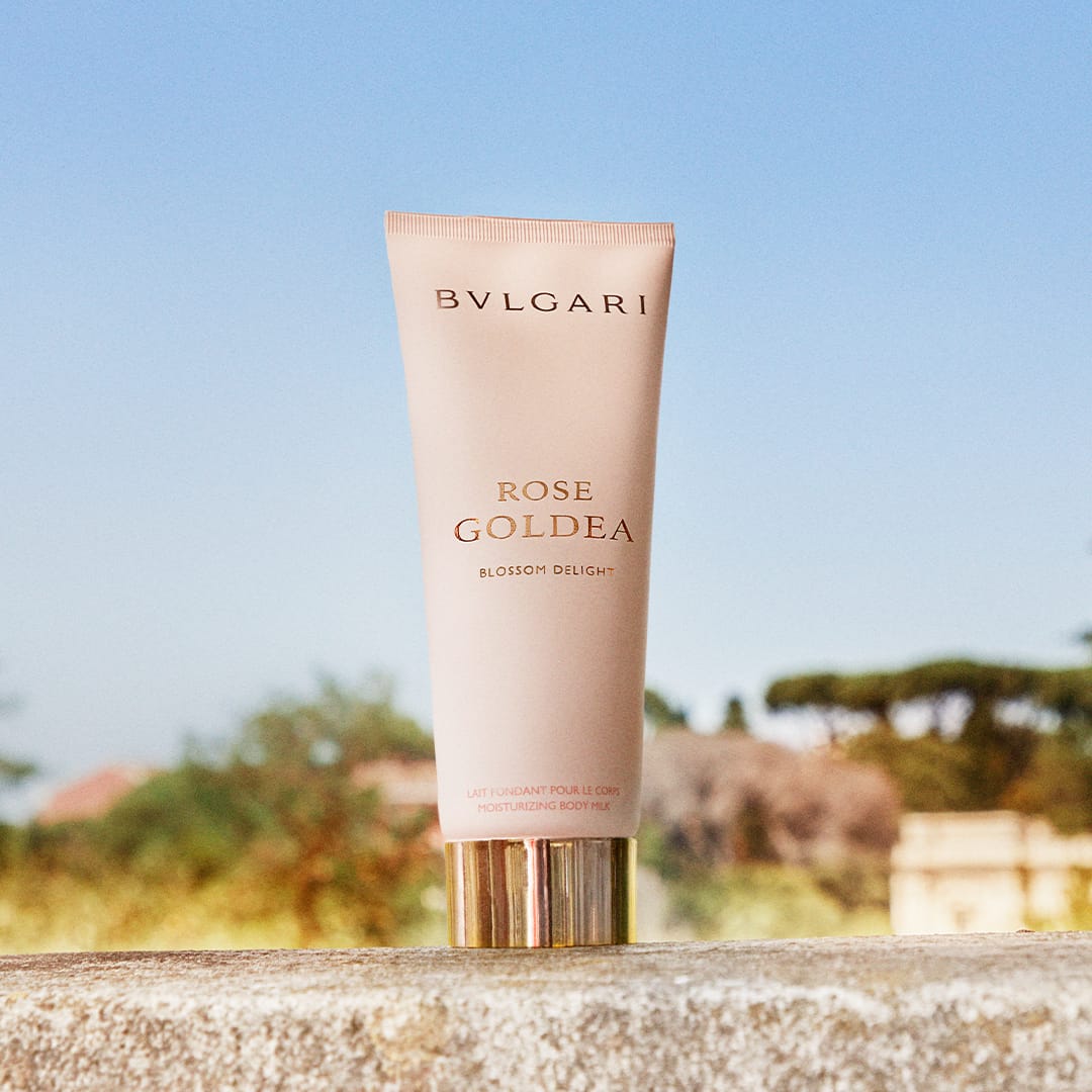 Увлажняющее молочко для тела Bvlgari Rose Goldea Blossom Delight, 200 мл - фото 3