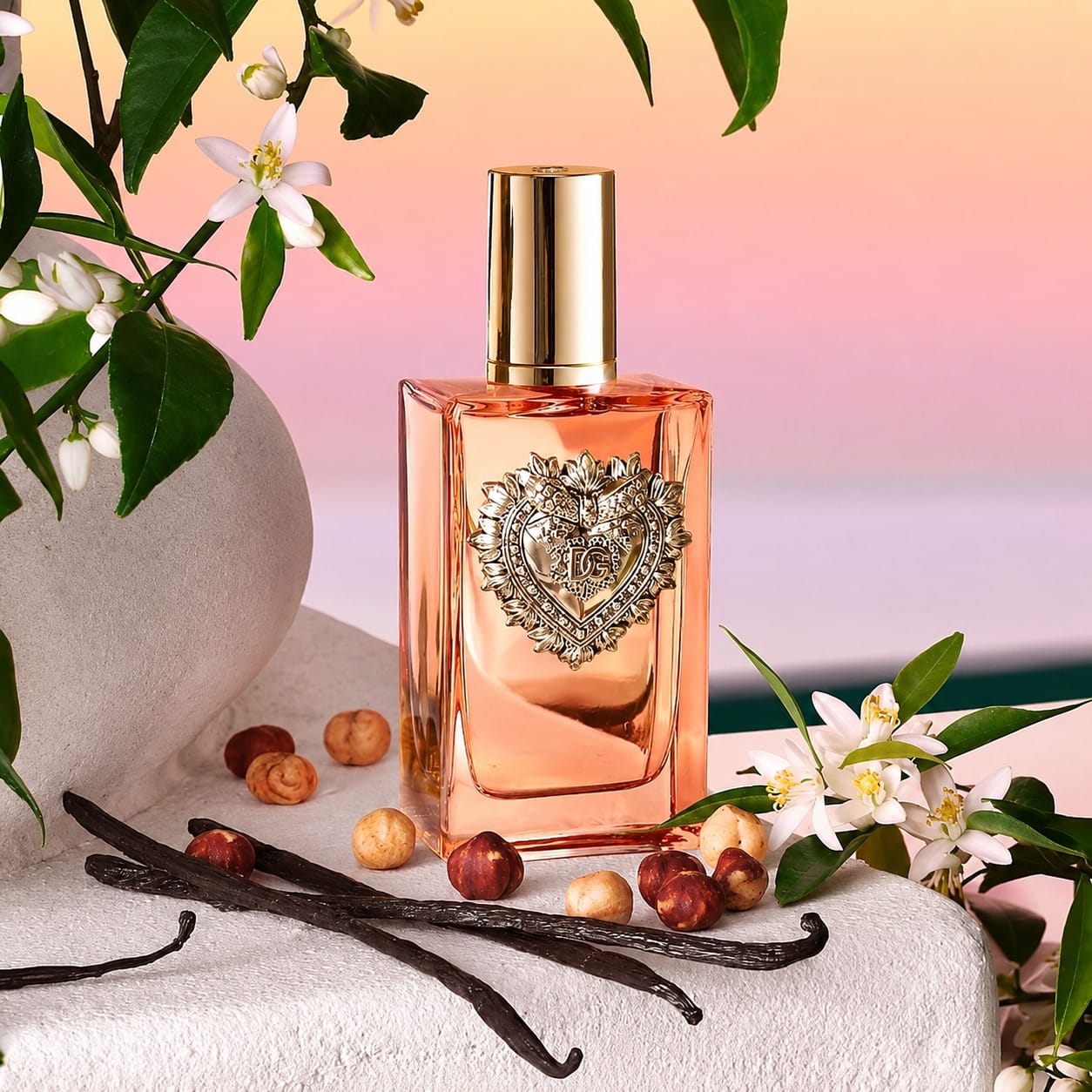 Набор парфюмерный Devotion Intense (Парфюмерная вода интенсивная,100 мл+ Парфюмерная вода интенсивная 10 мл) - фото 5