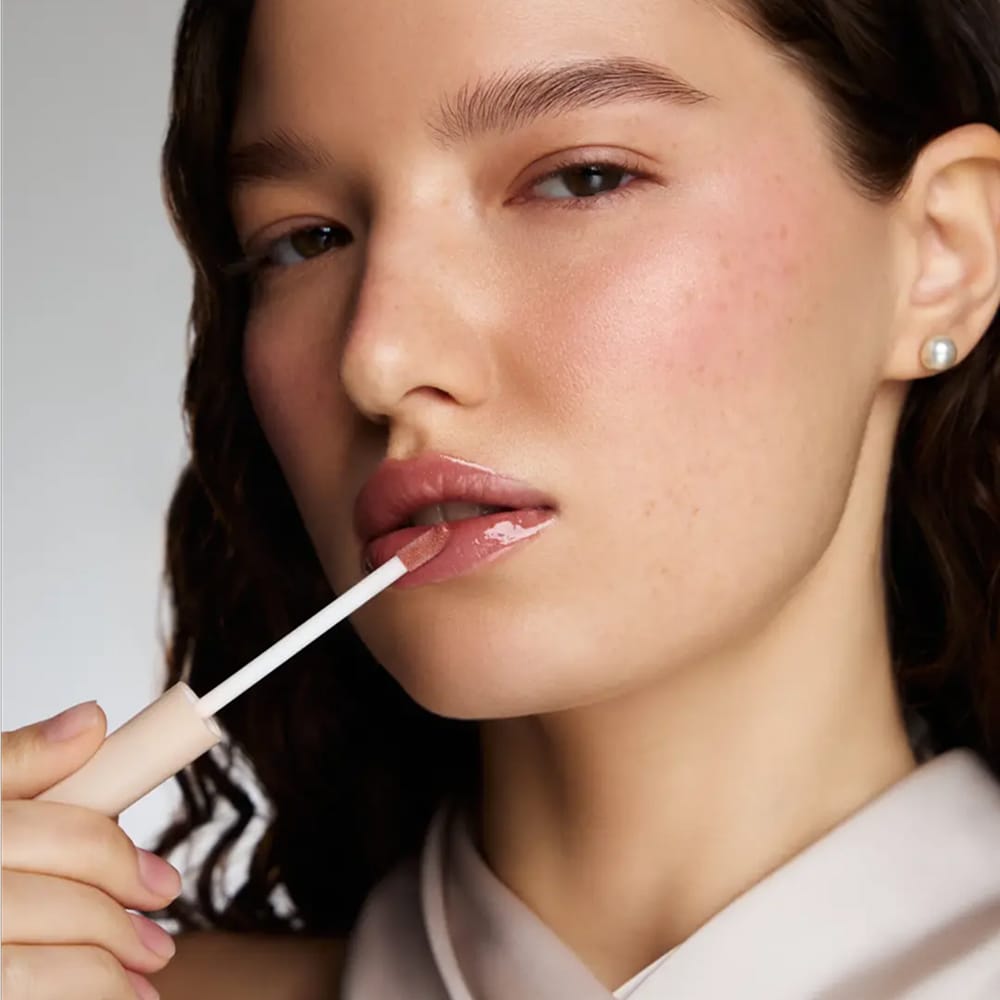 Блеск для губ ухаживающий Lip Gloss Care - фото 7