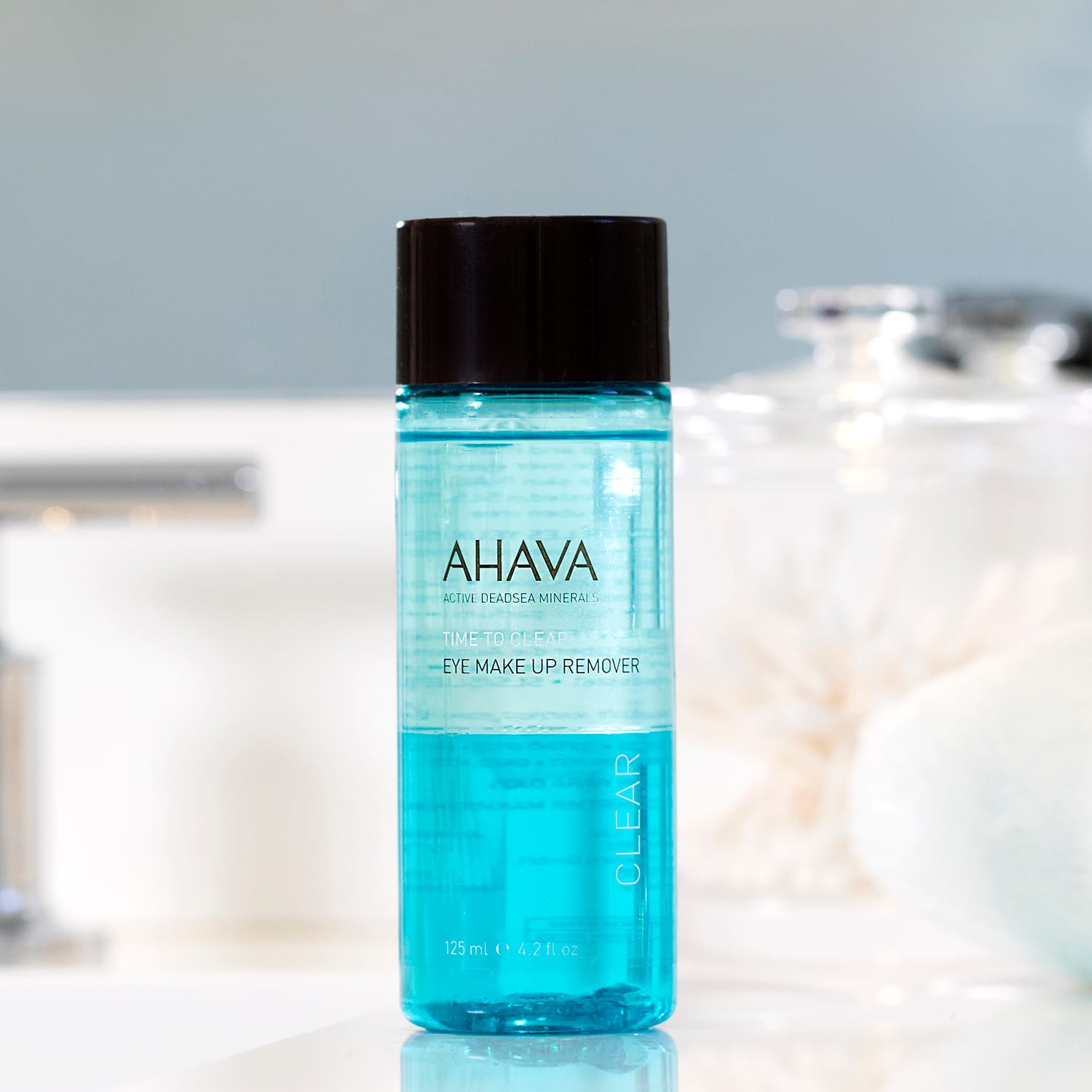 Двухфазное средство для снятия макияжа глаз Eye Make Up Remover, 125 мл - фото 2