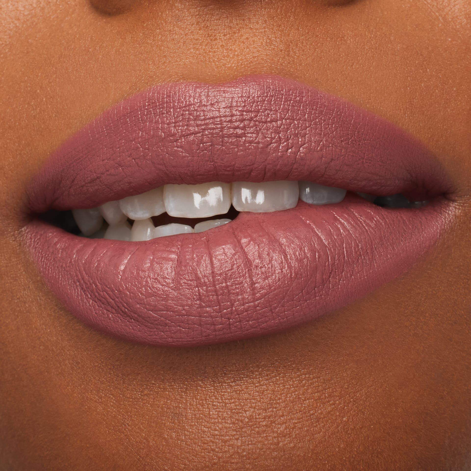 Губная помада MAC Macximal Matte Lipstick - фото 5