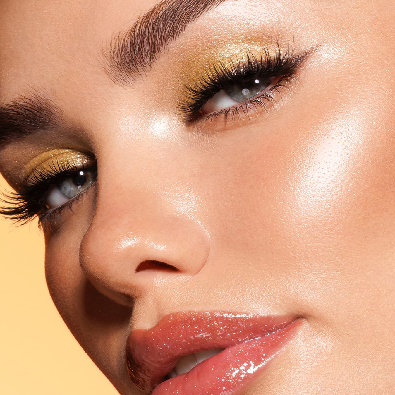 Хайлайтер для лица, глаз и губ жидкий Shine Bright Fluid All Over Highlighter, 30 мл - фото 3
