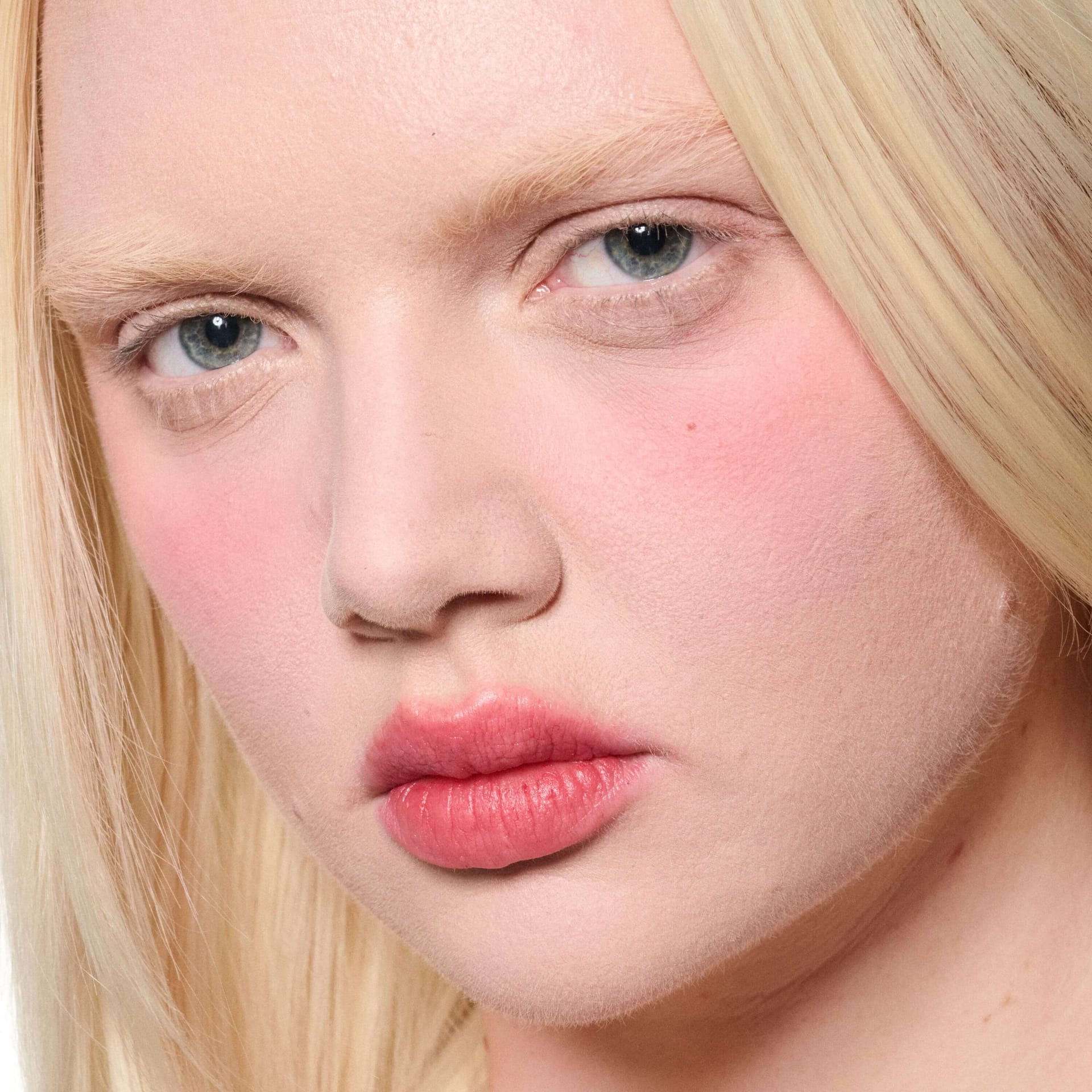 Муссовый тинт для губ и щек Powder Kiss Lip + Cheek Mousse - фото 3