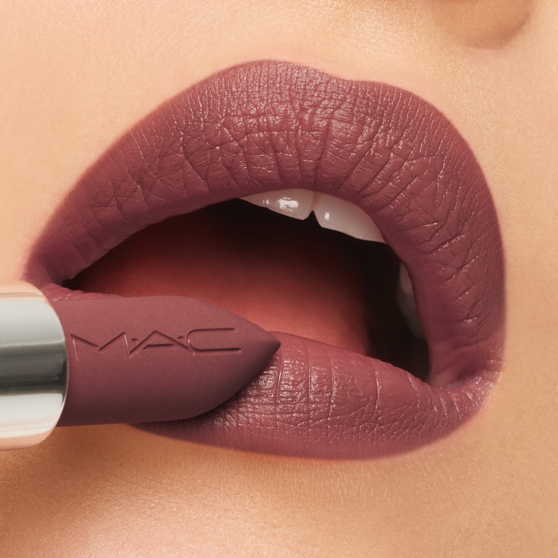 Губная помада MAC Macximal Matte Lipstick - фото 3