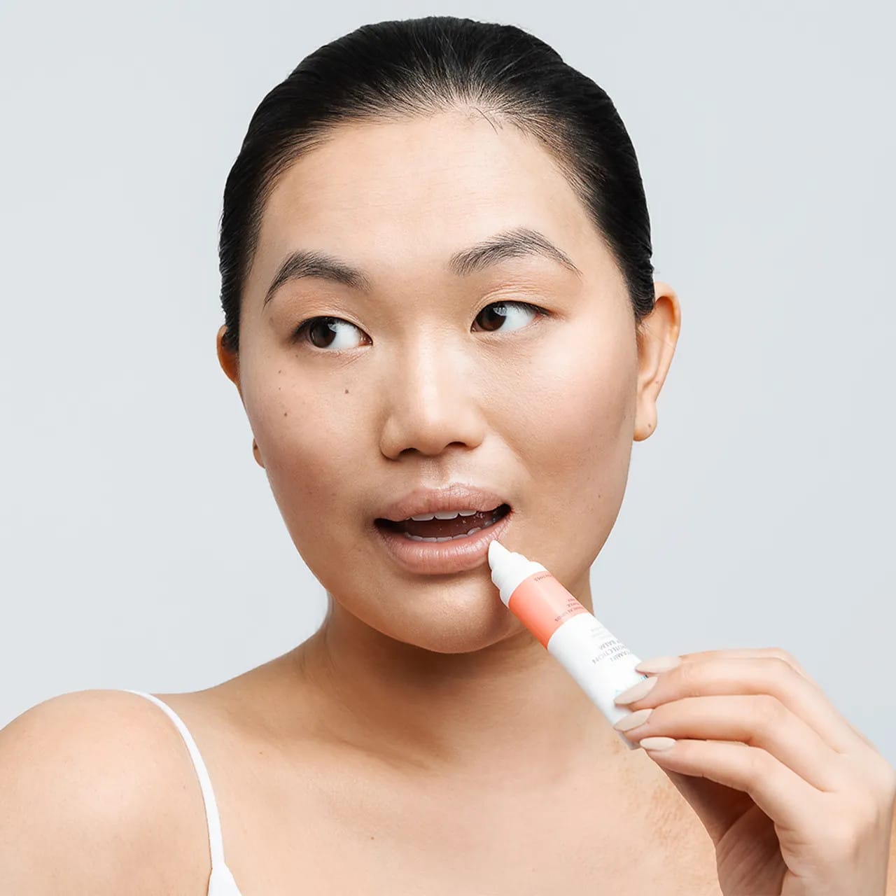 Бальзам для губ защитный, питательный Vitamin Protection Lip Balm, 10 мл - фото 4