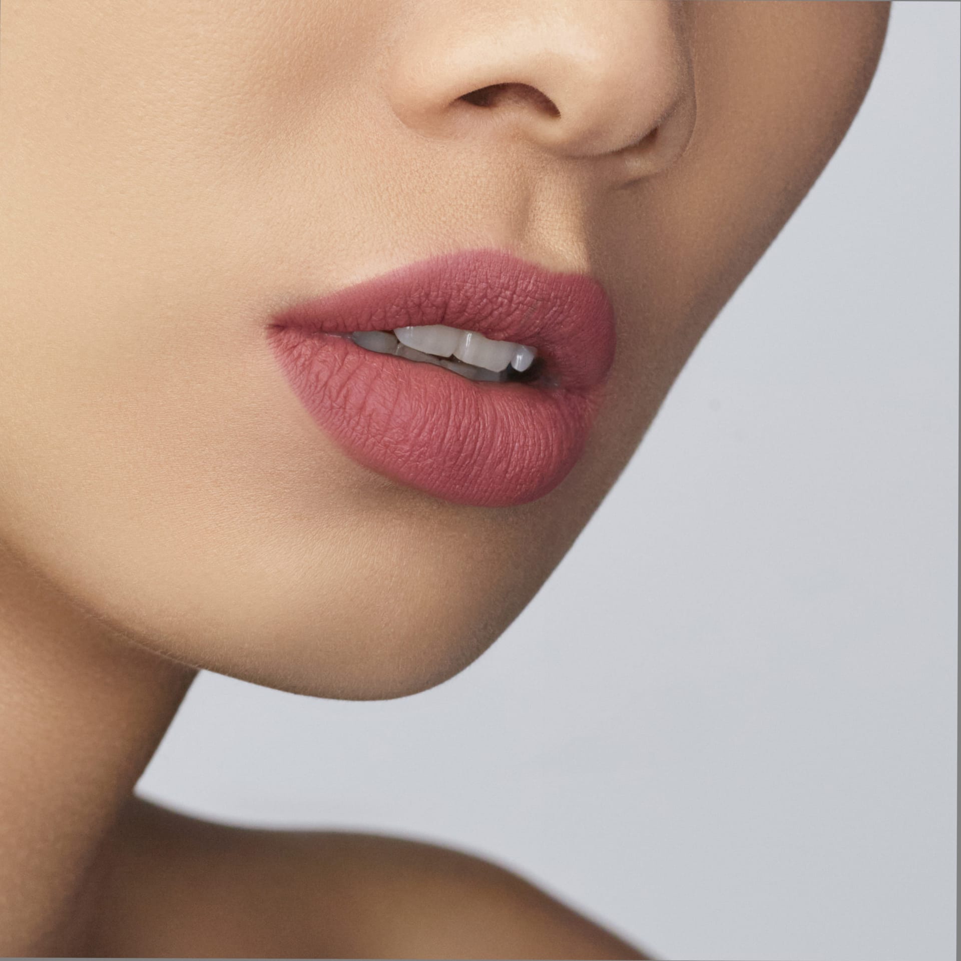 Помада матовая для губ "ROUGE D'ARMANI MATTE" - фото 3