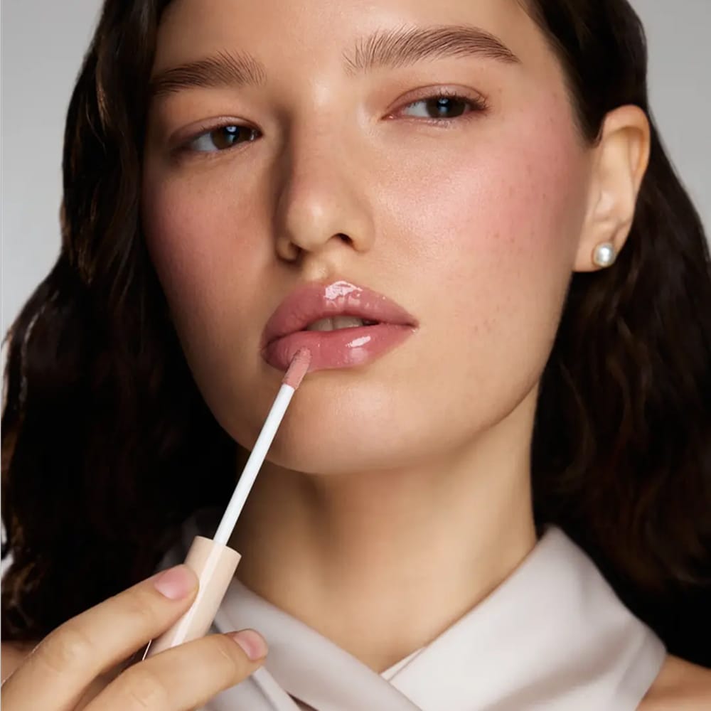 Блеск для губ ухаживающий Lip Gloss Care - фото 7