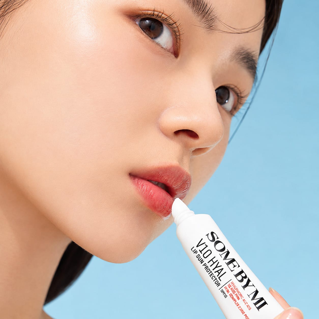 Солнцезащитный бальзам для губ SPF15 V10 Hyal Lip Sun Protector - фото 3