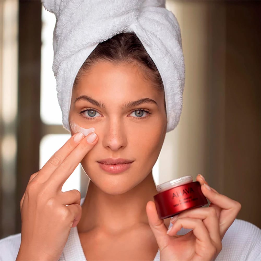 Разглаживающий крем для глубоких морщин лица и шеи Deep Wrinkle Smoothing Cream, 50 мл - фото 5