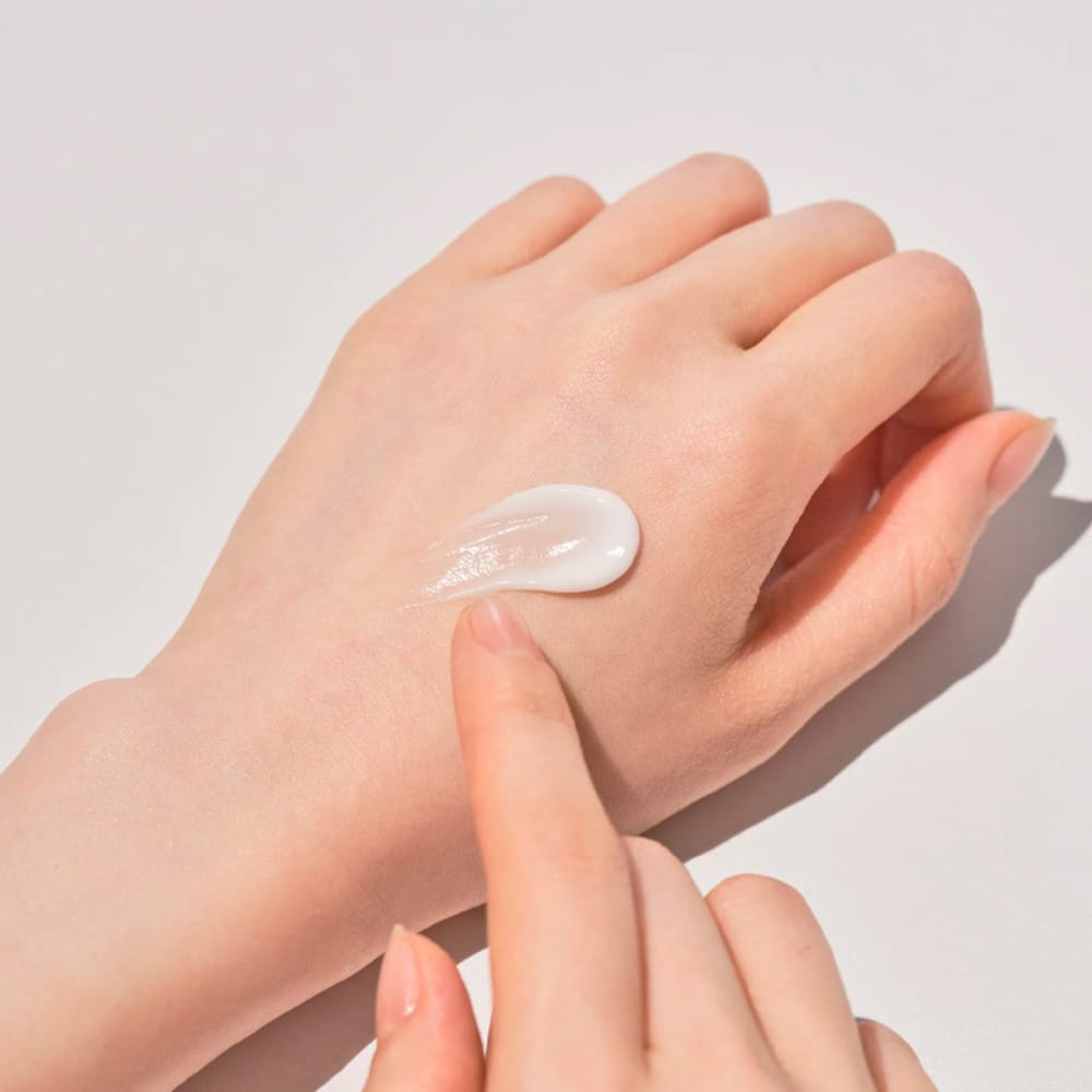 Увлажняющий крем для сияния кожи вокруг глаз 1025 Dokdo Eye Cream, 30 мл - фото 3