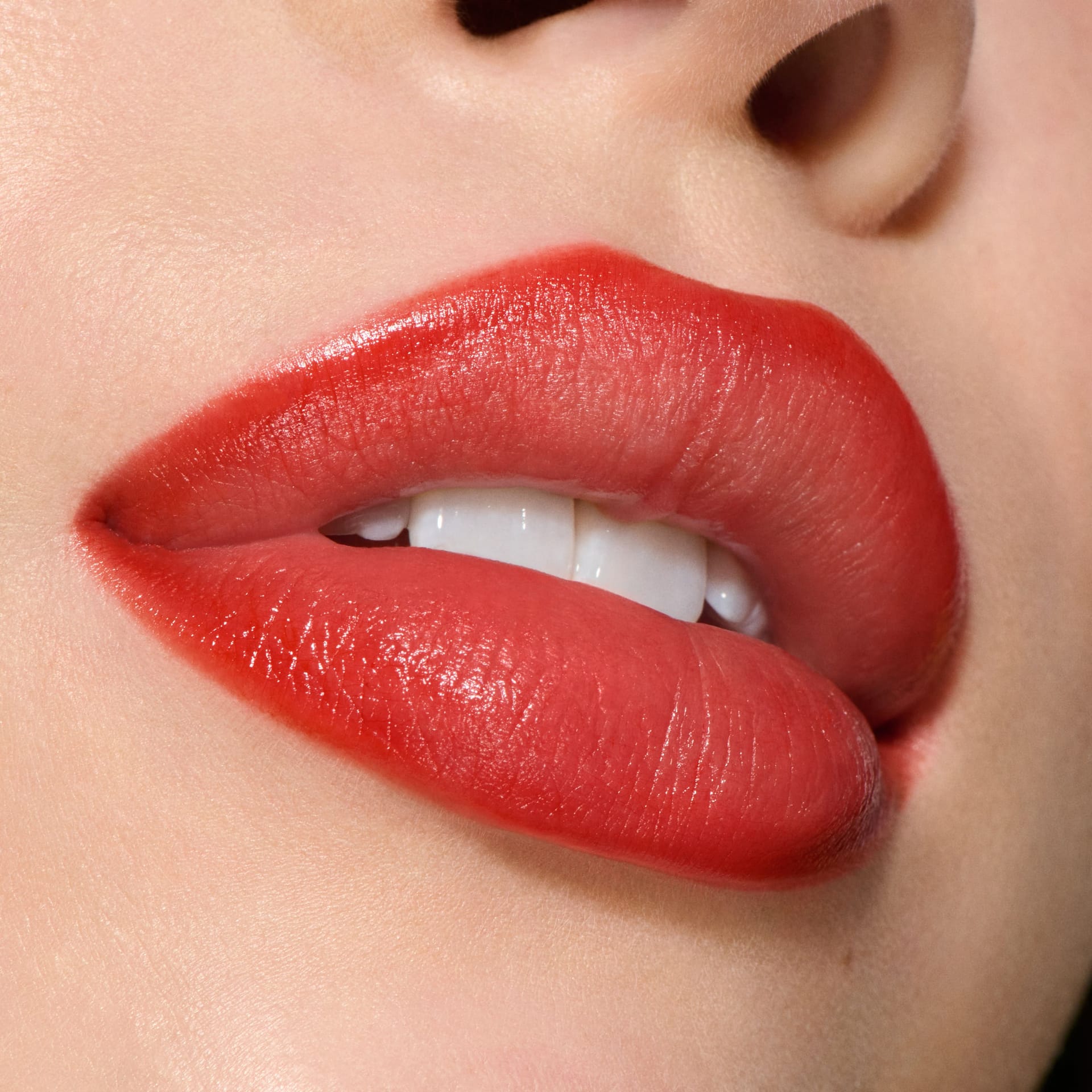 Глянцевый карандаш для губ Lipglazer Glossy Liner - фото 2