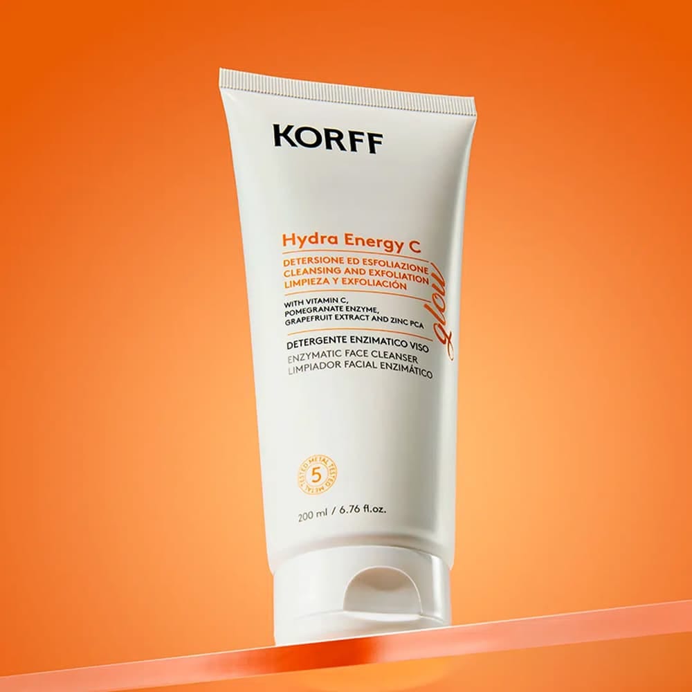 Увлажняющий очищающий гель для сияния кожи лица Hydra Energy C Enzymatic Face Cleanser, 200 мл - фото 2