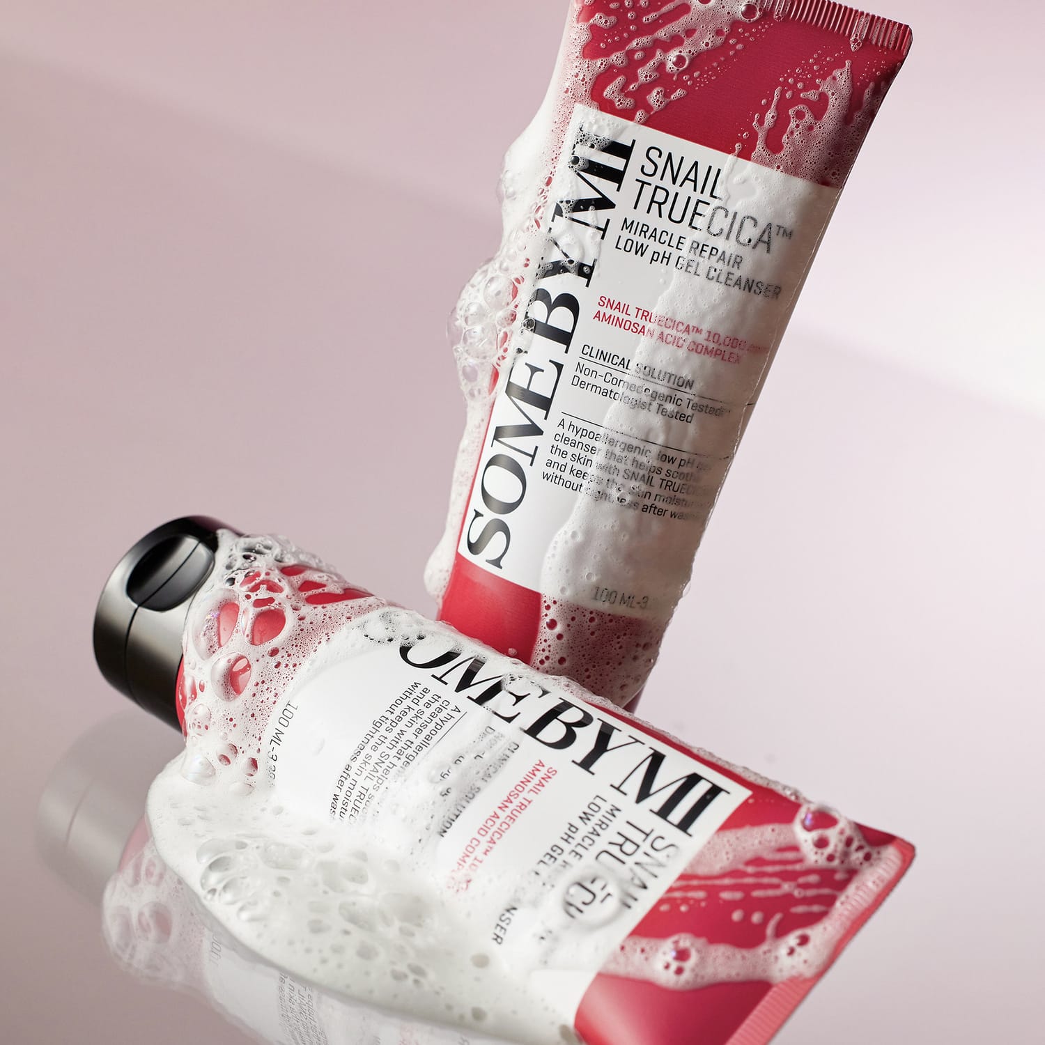Успокаивающий, увлажняющий очищающий гель для лица Snail TrueCica Miracle Repair Low pH Gel Cleanser, 100 мл - фото 4