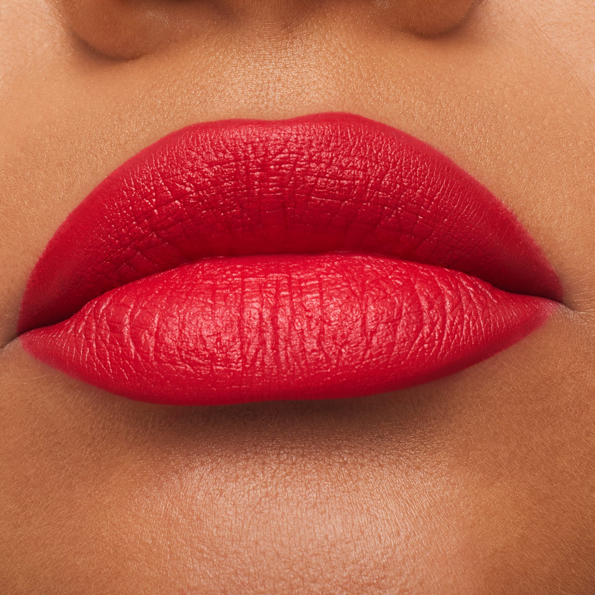 Губная помада MAC Macximal Matte Lipstick - фото 4