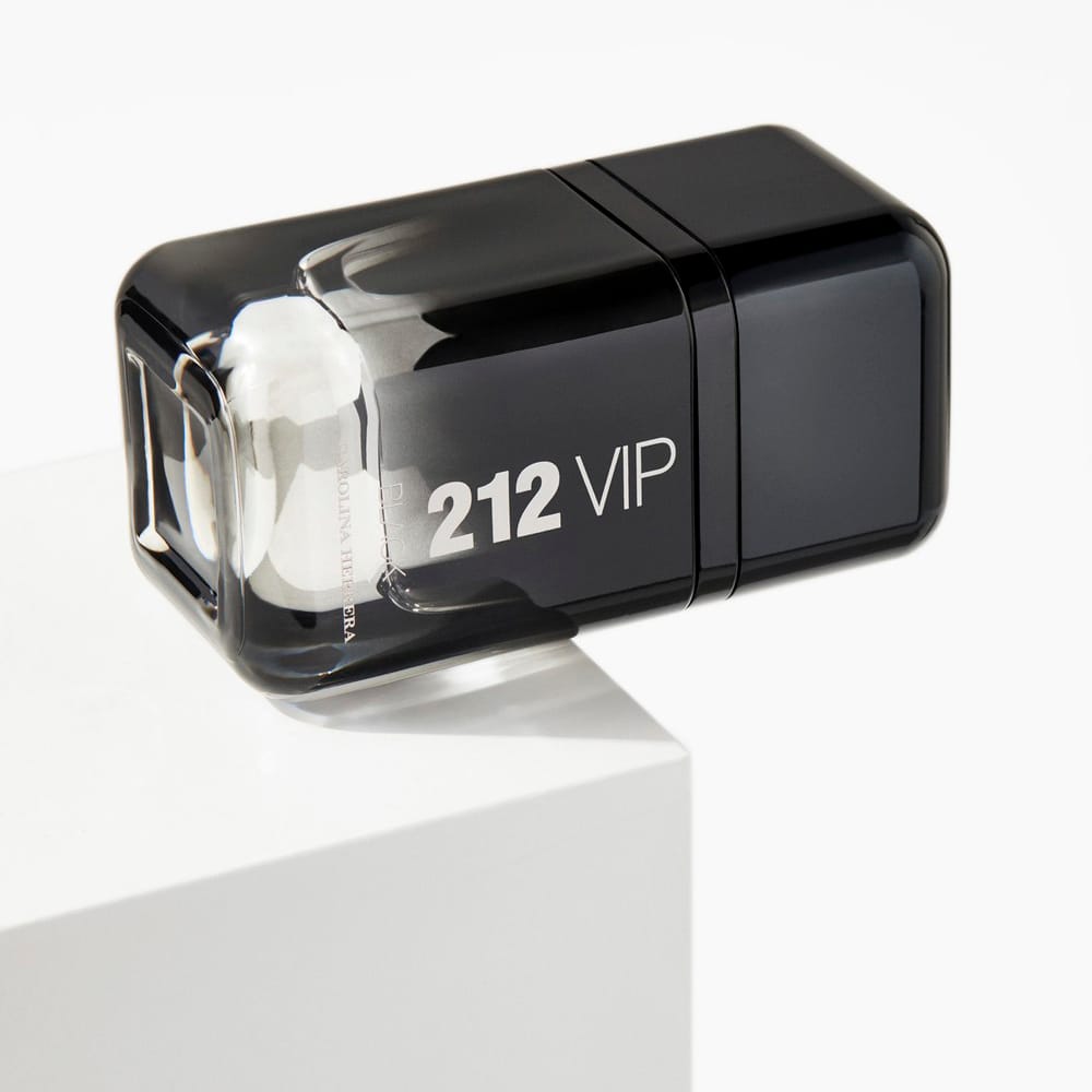 Парфюмерная вода мужская 212 VIP Black - фото 5