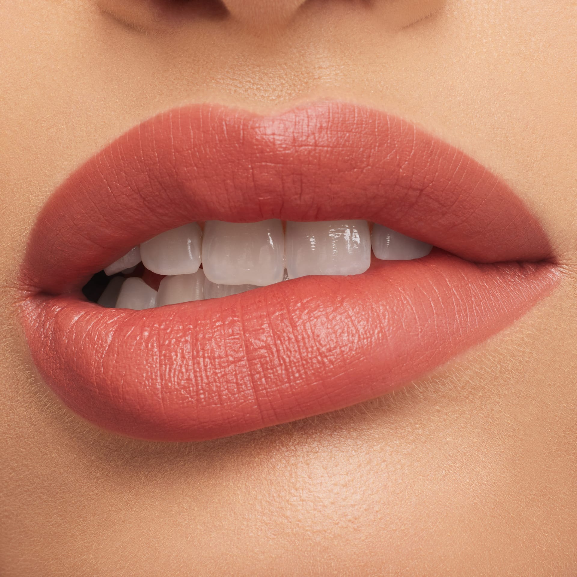 Губная помада MAC Macximal Matte Lipstick - фото 4