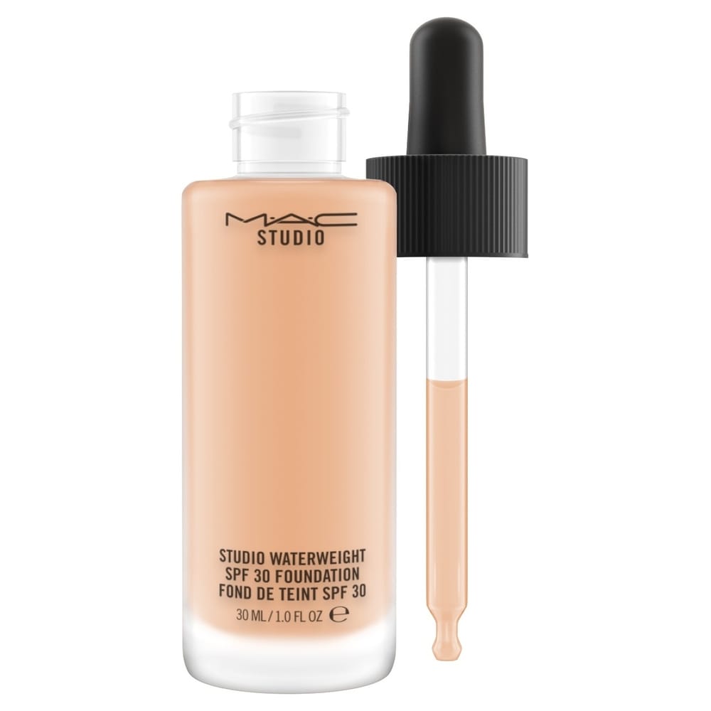 Тональная основа MAC Studio Waterweight SPF 30 Foundation