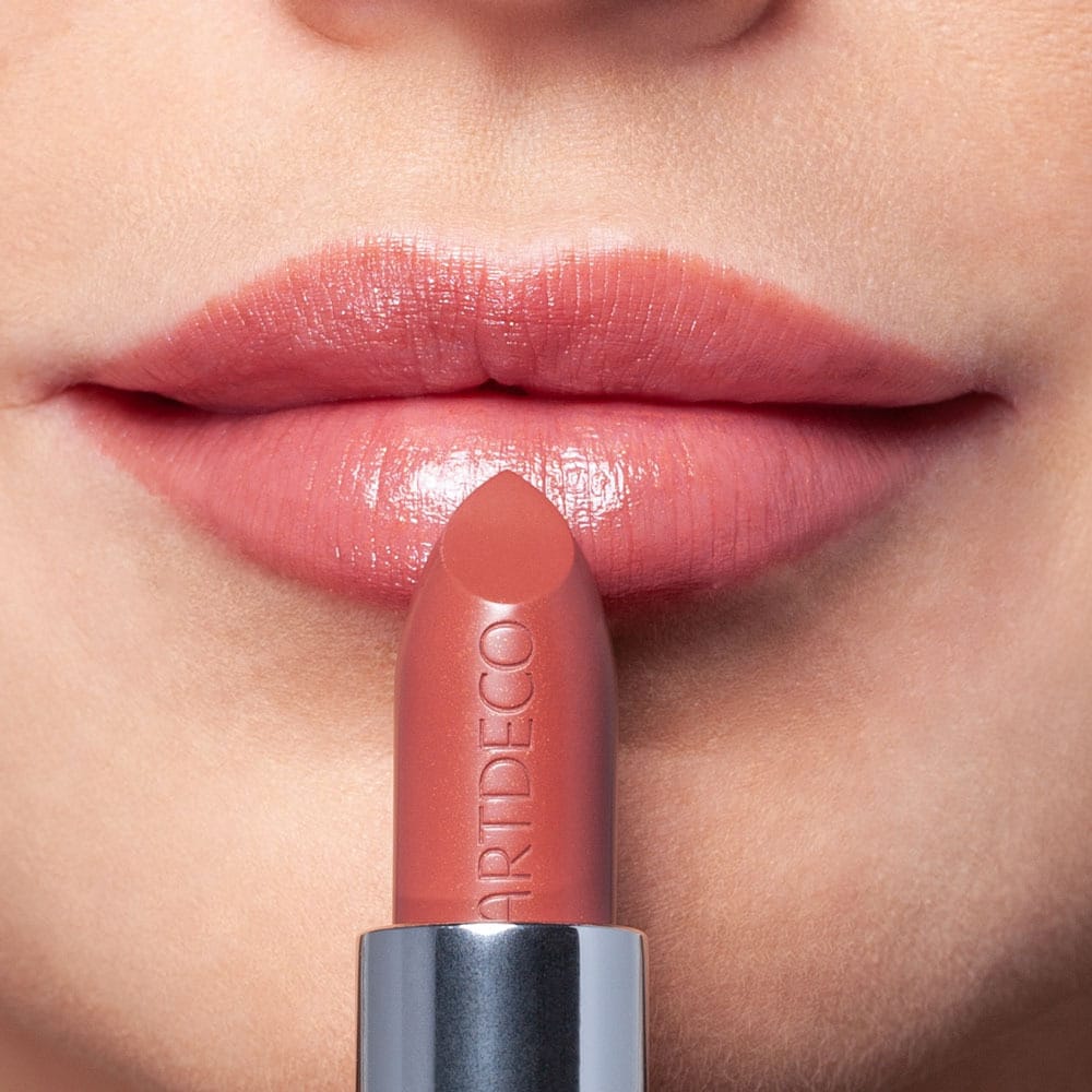 Помада для губ High Performance Lip Stick - фото 2