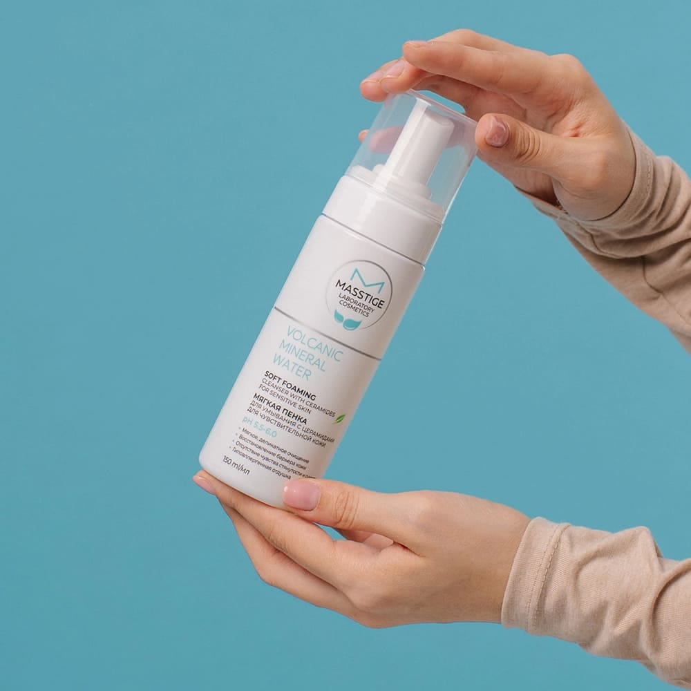 Masstige Volcanic Mineral Water Мягкая пенка для умывания с церамидами для чувствительной кожи, 150 мл. - фото 3