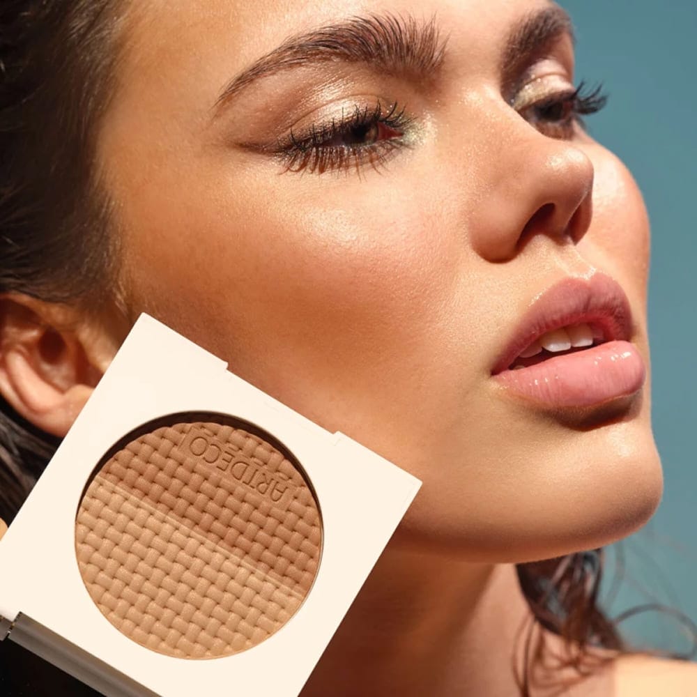 Пудра для лица бронзирующая Bronzing Powder Golden Riviera, 9 гр - фото 4