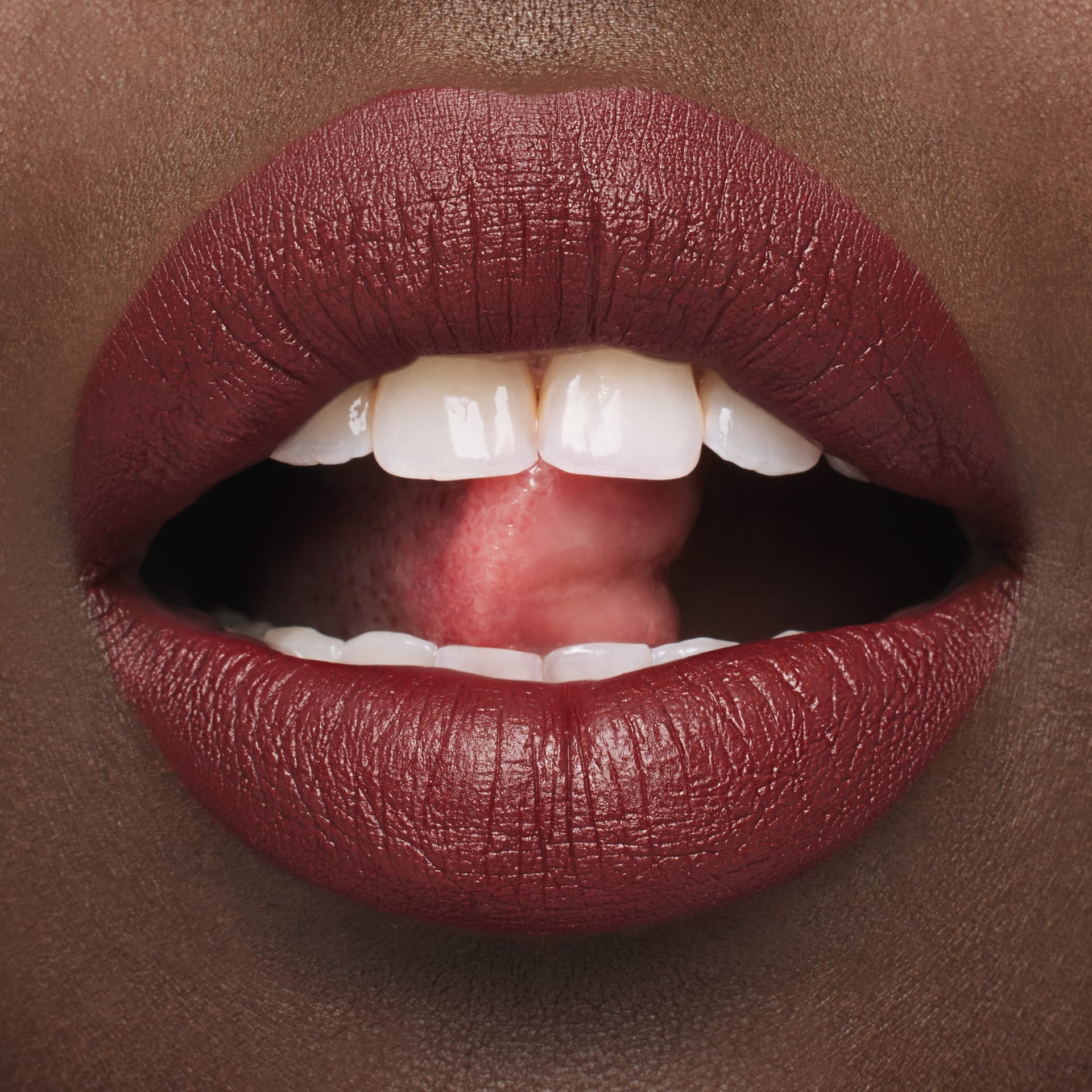 Губная помада MAC Macximal Matte Lipstick - фото 5