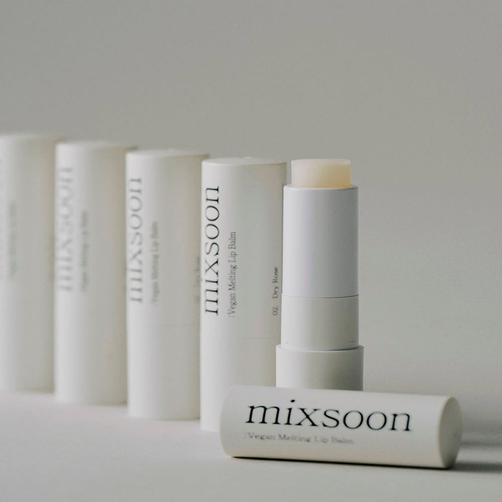 Бальзам для губ Mixsoon Vegan Melting Lip Balm - фото 3