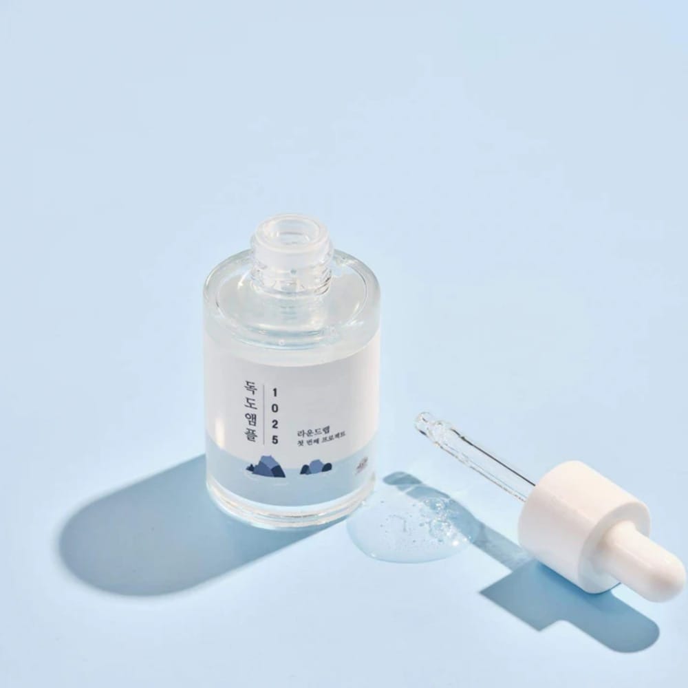 Успокаивающая увлажняющая сыворотка для лица 1025 Dokdo Ampoule, 45 г - фото 3