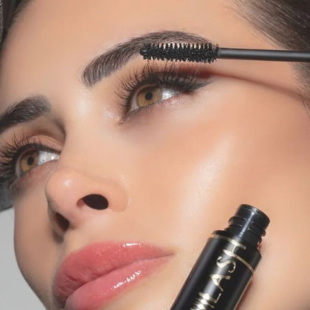 Удлиняющая тушь для ресниц Lash Affair Mascara Shaping & Caring 9,5мл тон 001 - фото 5