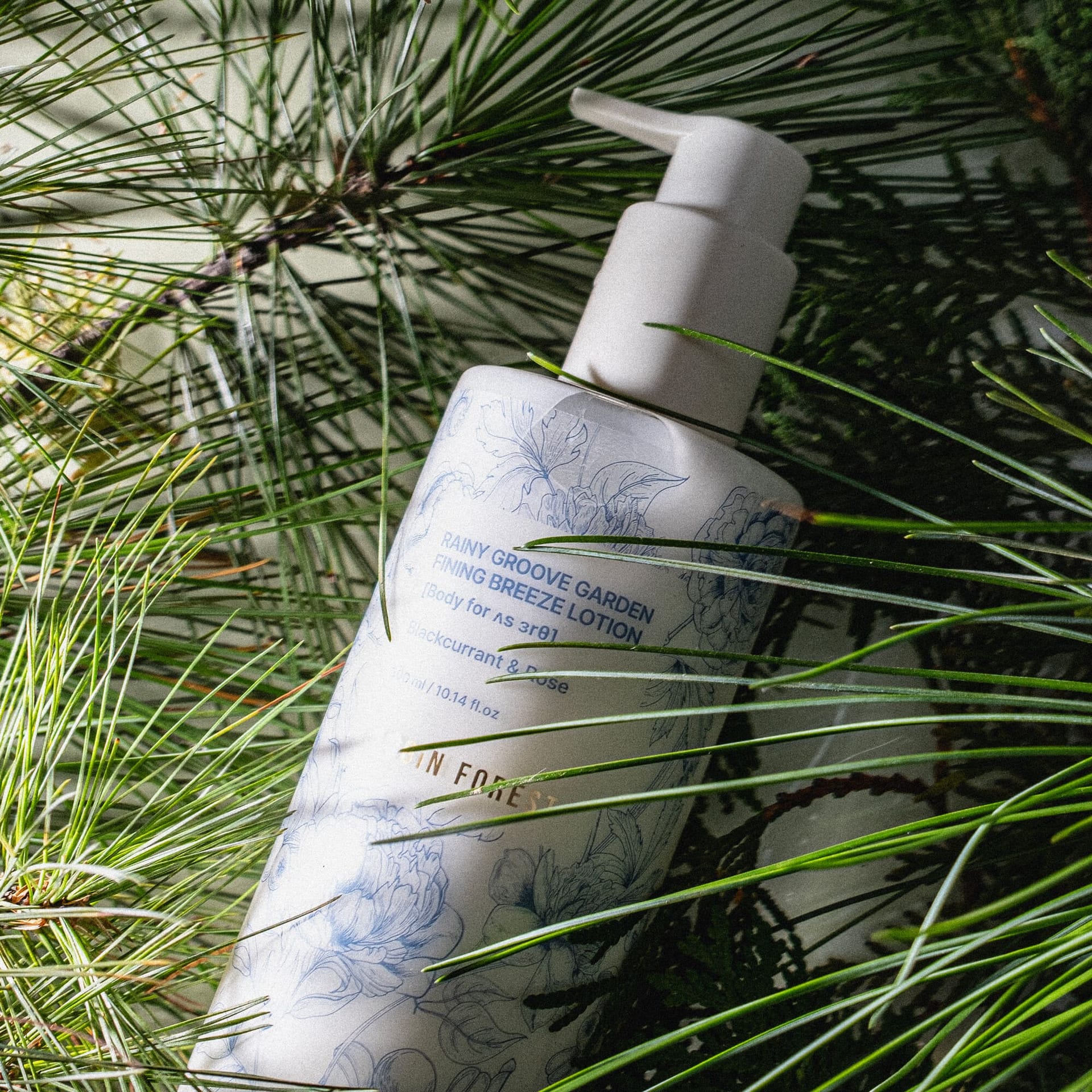 Лосьон для тела успокаивающий, очищающий для проблемной кожи Login Forest Rainy Groove Garden Fining Breeze Lotion, 300 мл - фото 2