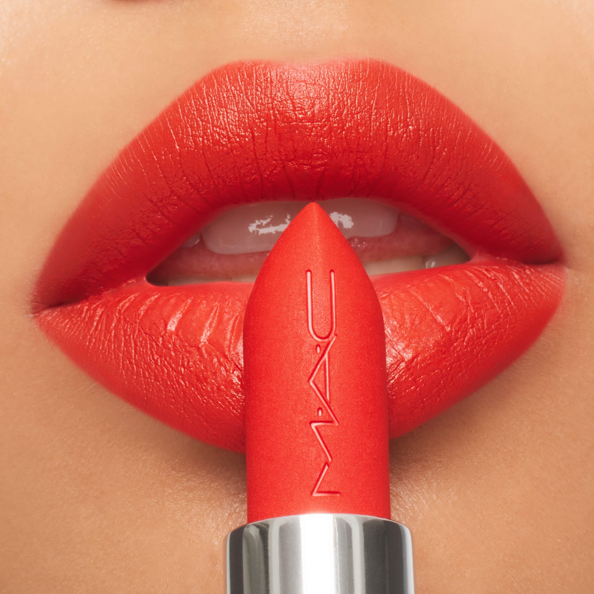 Губная помада MAC Macximal Matte Lipstick - фото 4