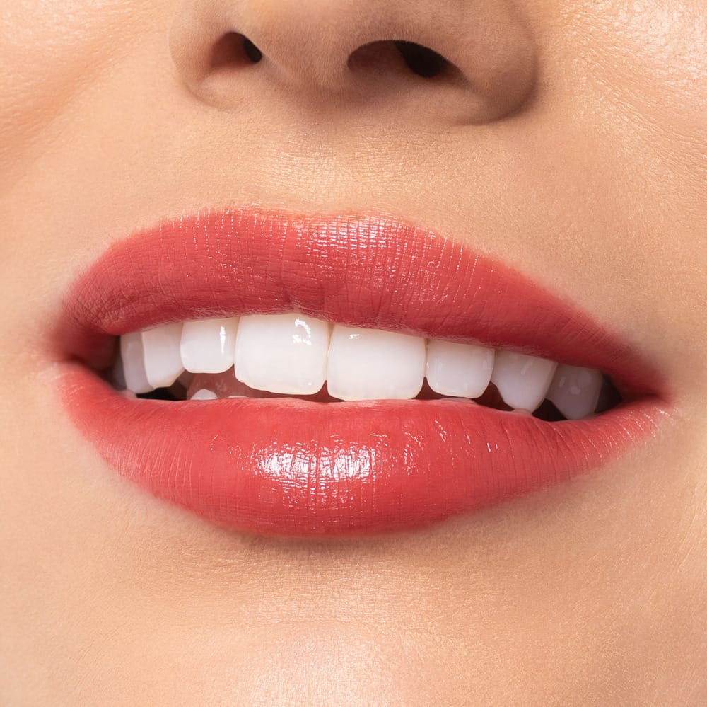 Помада для губ High Performance Lip Stick - фото 2