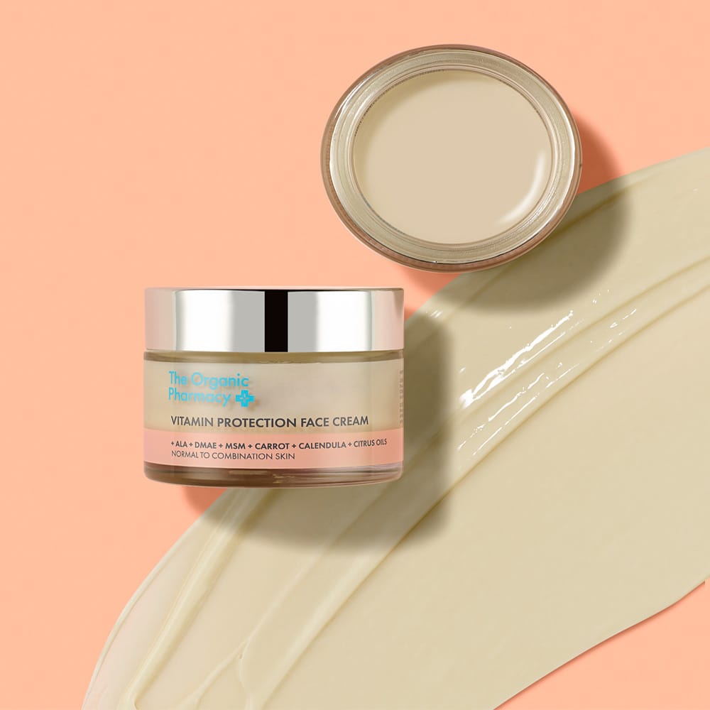 Увлажняющий, антивозрастной крем для сияния кожи лица Vitamin Protection Face Cream, 50 мл - фото 3