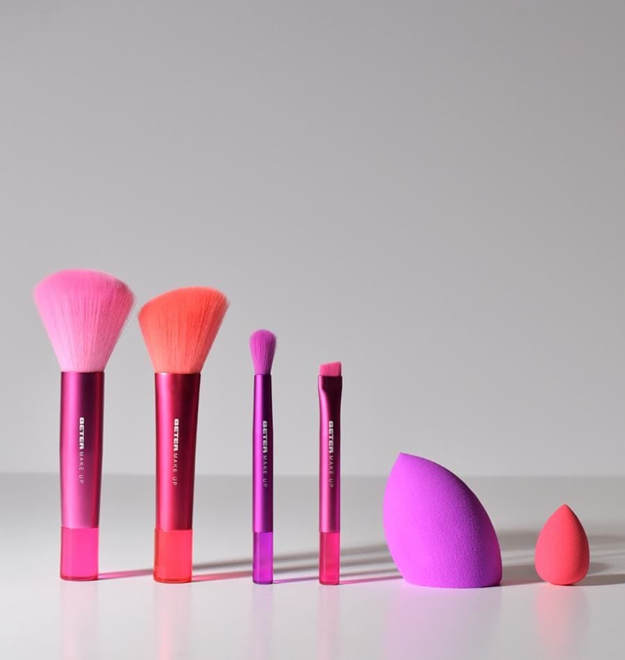 Набор кистей для макияжа Radiance Boost Kit. Unique Glow - фото 2
